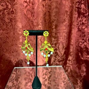 Beautiful Gold,Pearl and Red Stone Earrings